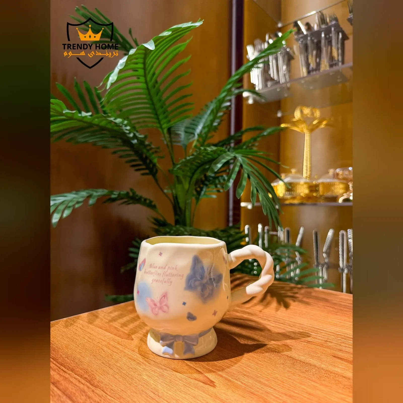 Ceramic Butterfly Mug with Bow Base