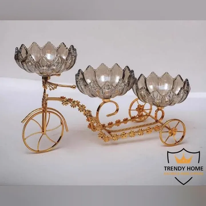 حامل حلويات تريسيكل ذهبي