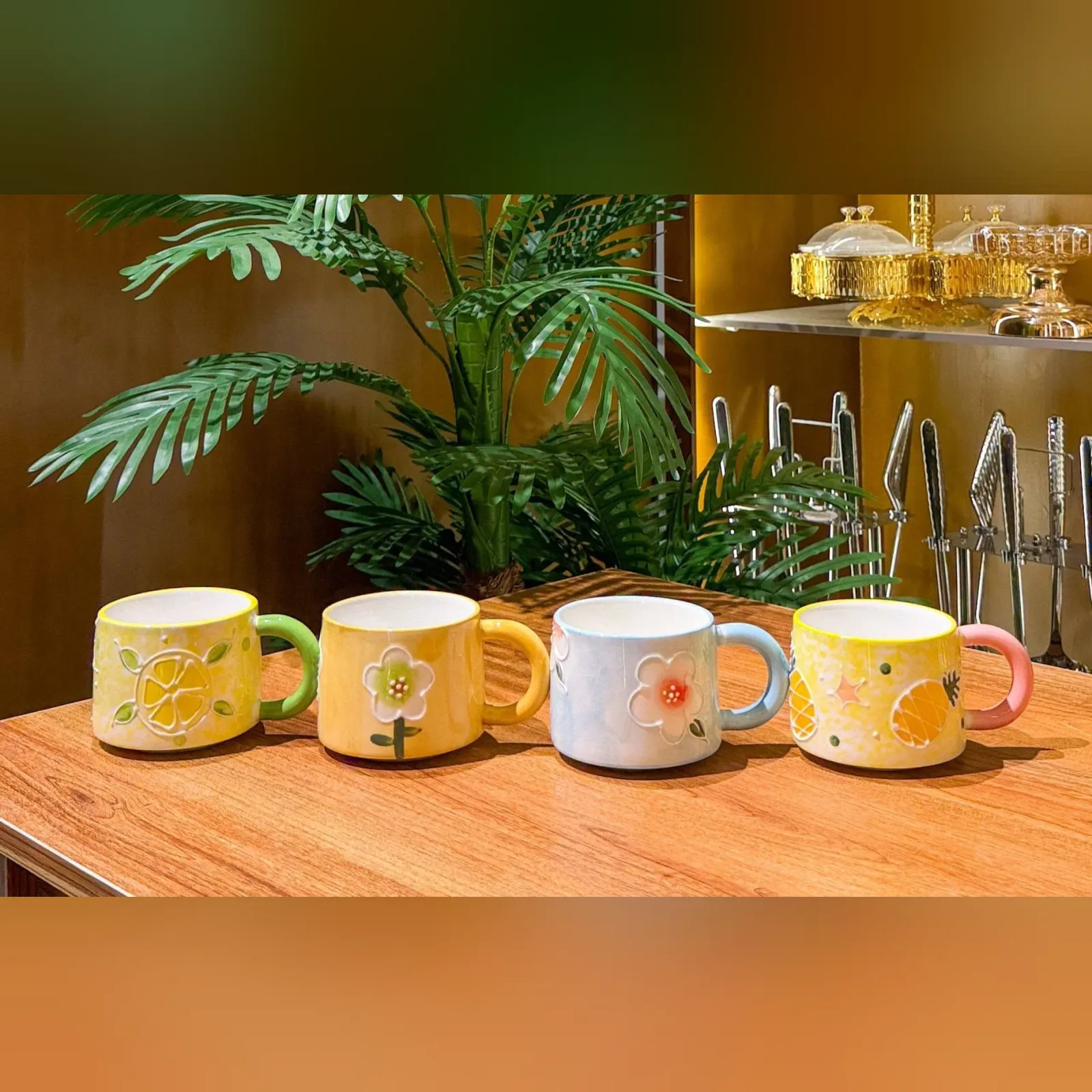 كوباية سيراميك بتصميم فاكهة وزهور